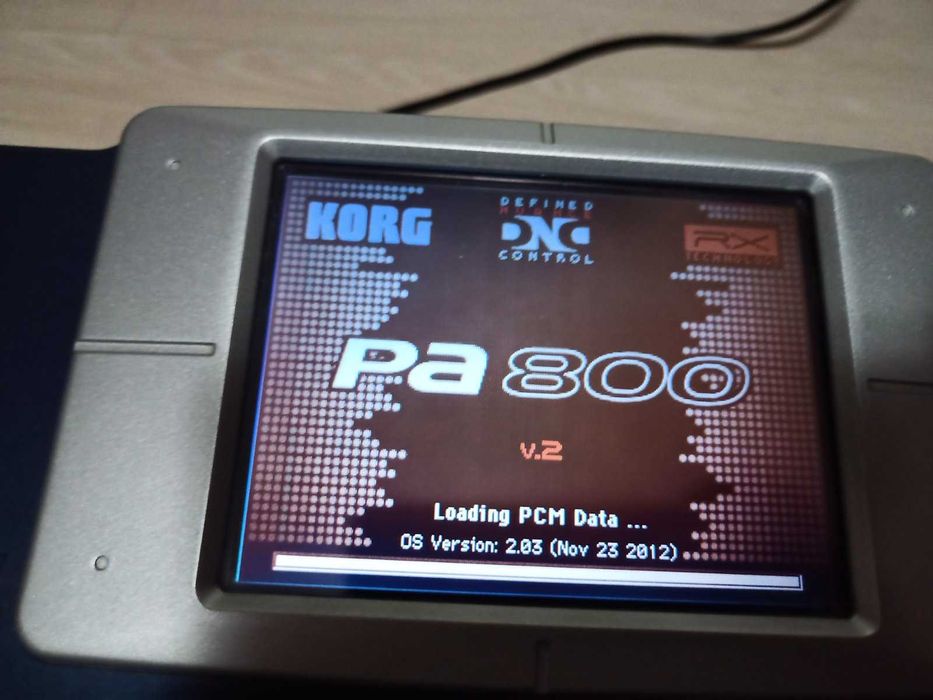 Синтезатор Korg Pa800