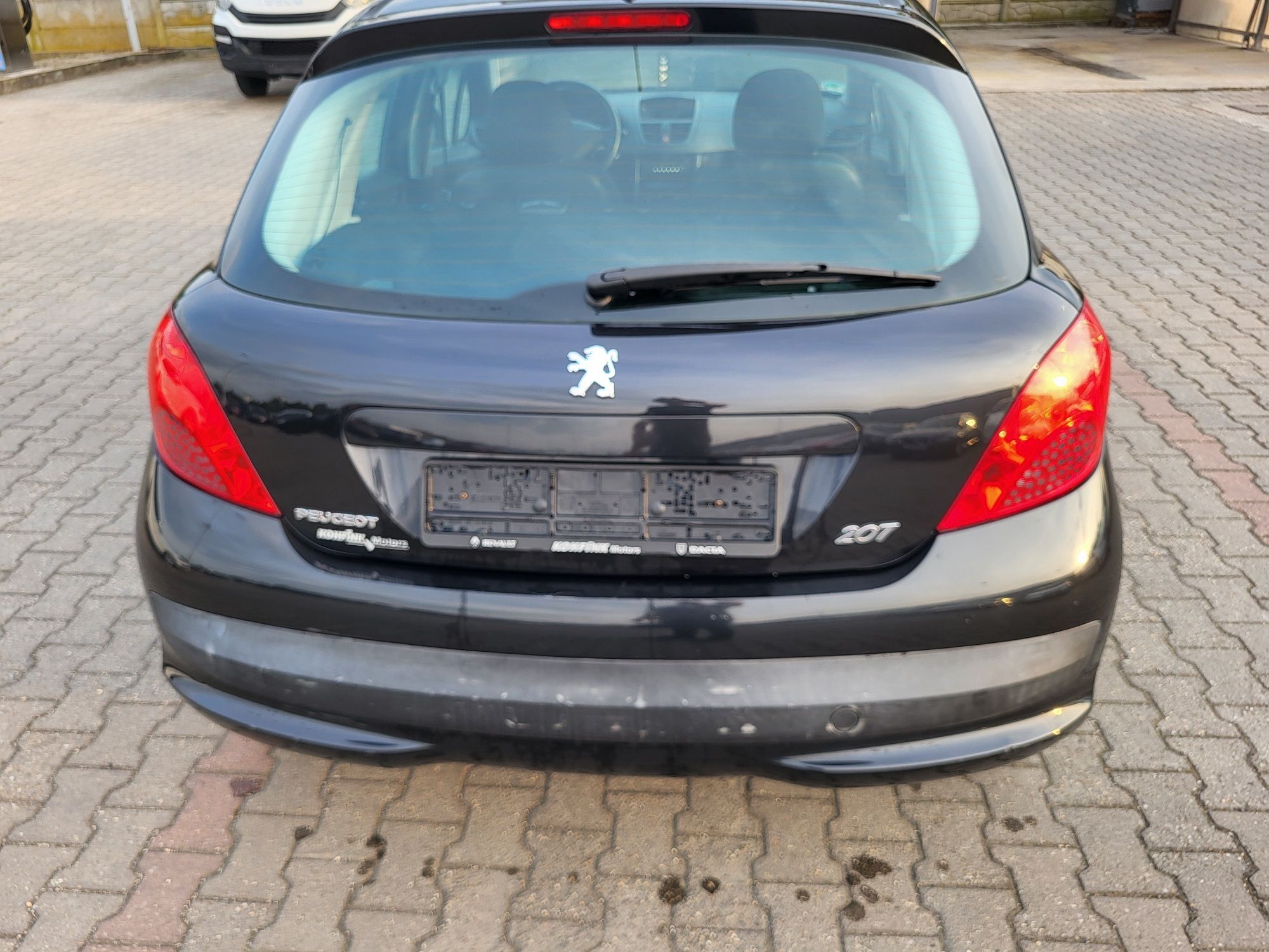 Vand Peugeot 207, 1,4 benzina 2009,
