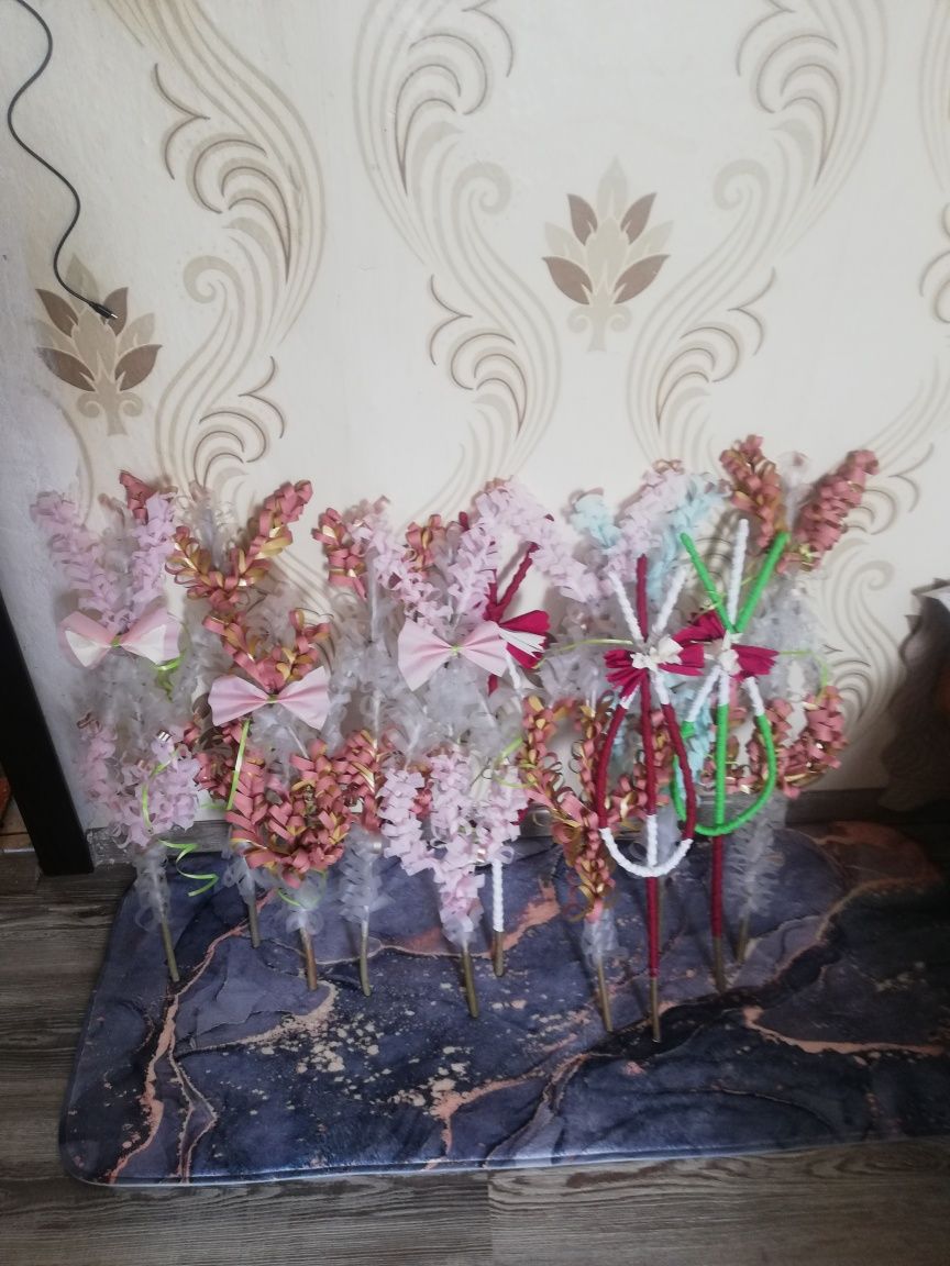 Продавам сурвачки