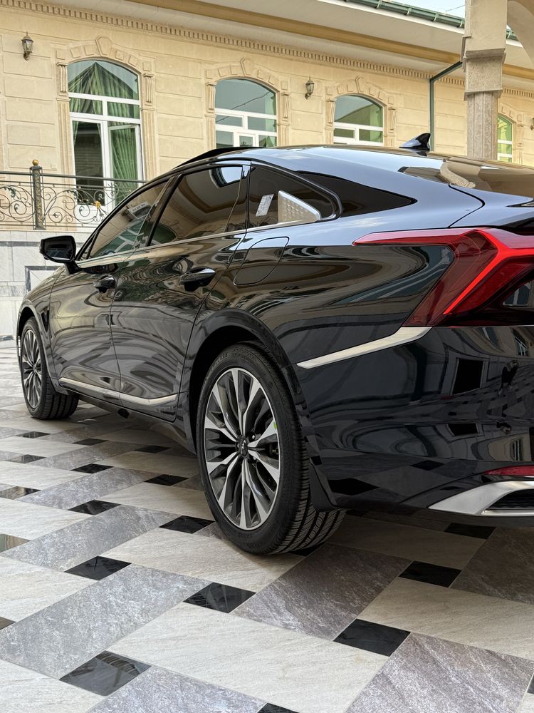 KIA K8 3.5 Full atmasferniy sotiladi