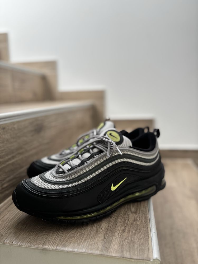 Продавам Nike Airmax 97