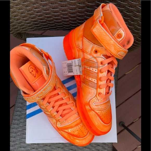 Оригинални кецове * ADIDAS FORUM by Jeremy Scott  *  43 1/3