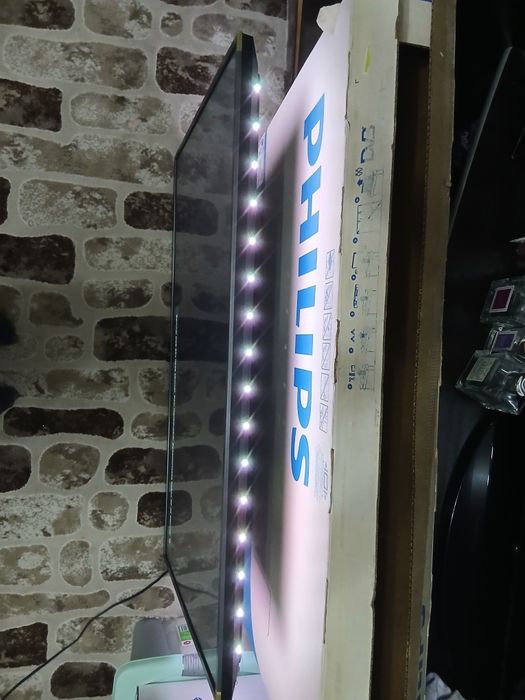 Televizor Philips ambilight 3