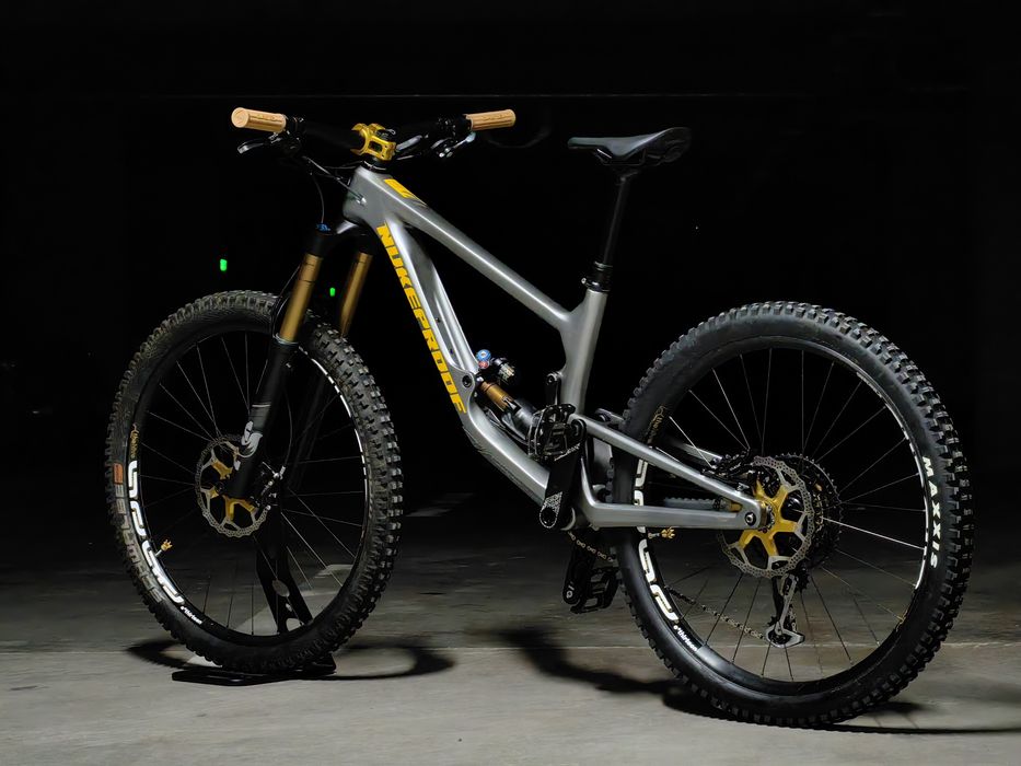 Bicicleta Nukeproof Giga 297 2022
