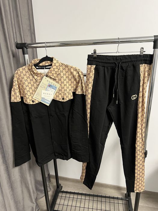 Compleu GUCCI super calitate