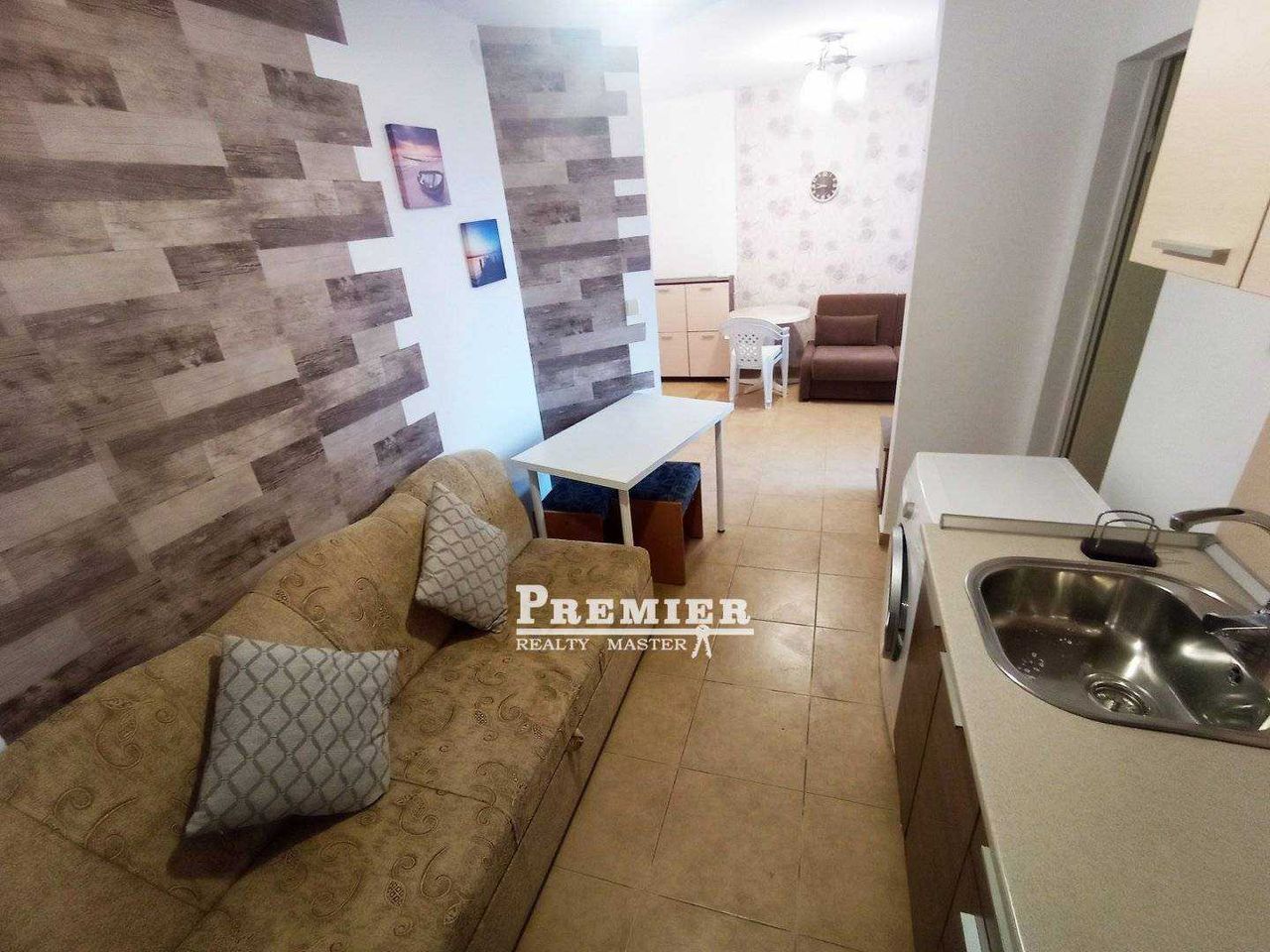Продава се Двустаен апартамент в с. Равда, Област Бургас - 59 кв.м за 975 €/кв.м - Снимка #13