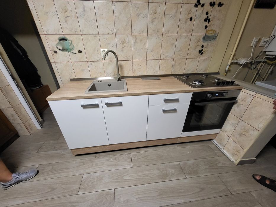 Realizare sau montaj mobila