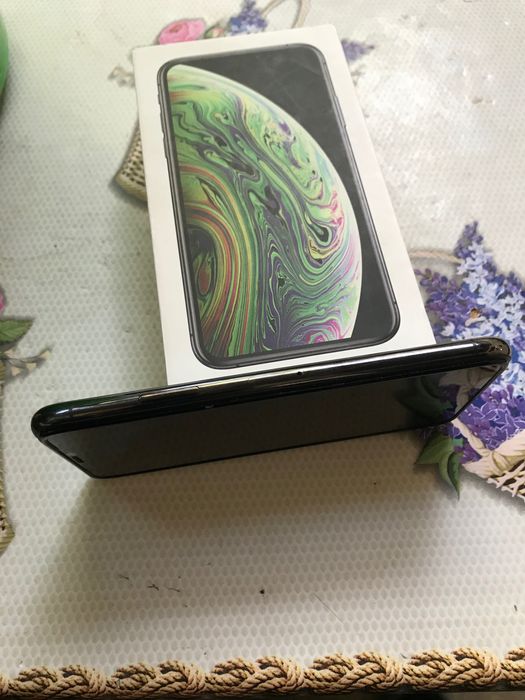 iPhone Xs Space Grey 64 GB