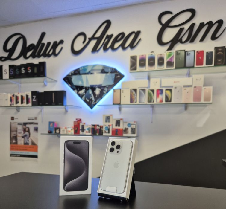 Iphone 15 Pro / White Titanium  / 128 GB / DeluxGSM