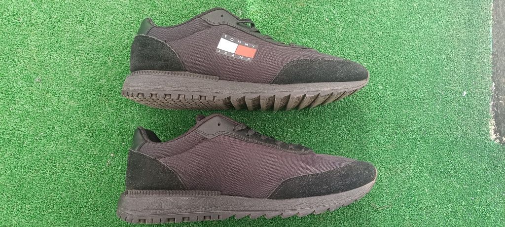 Tommy Hilfiger мъжки сникърси, оригинални, 44 номер