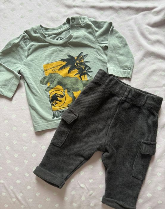 Set bebe maiou si pantaloni cargo