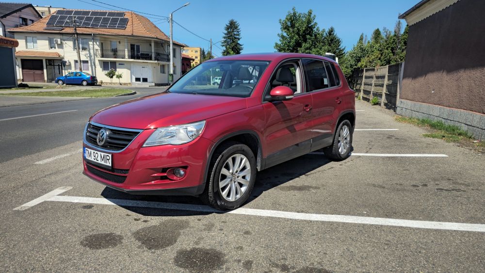 Vând Volkswagen Tiguan