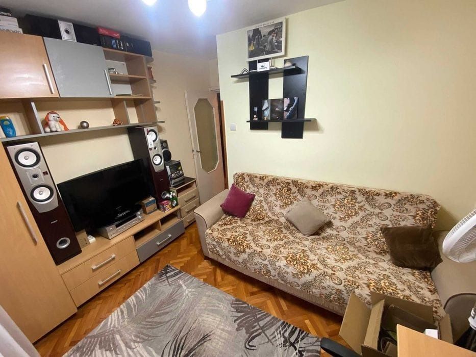 Apartament de vanzqre 4 camere