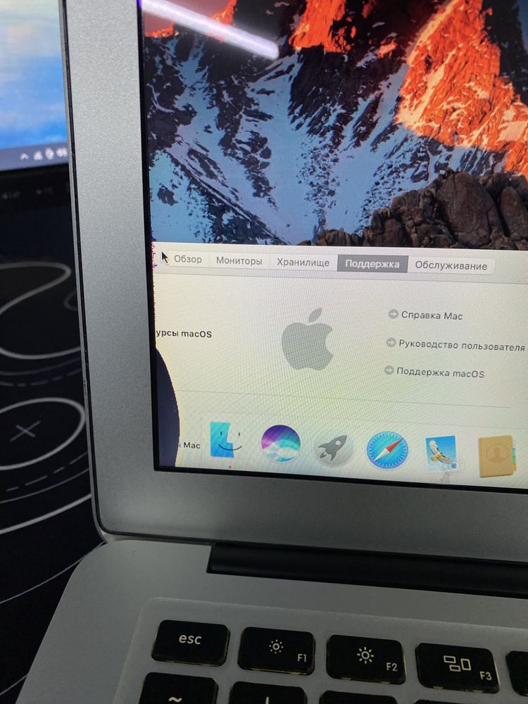MacBook AIR 2011 Core i5 ОЗУ-4ГБ ССД-128ГБ в хорошем состоянии