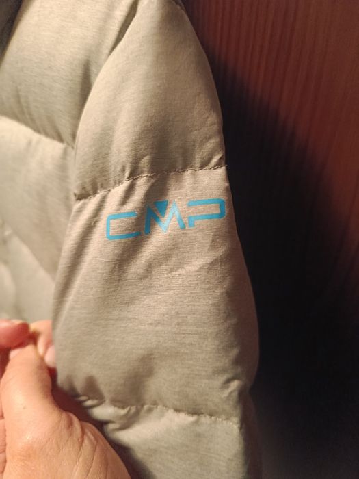 Дълга пухенка 164 см,марка CMP