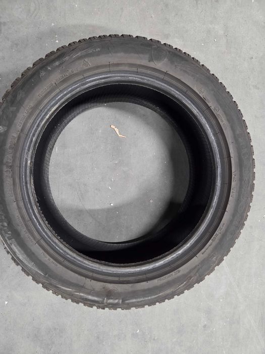 Зимни гуми Firestone 225/50/17 DOT 2022