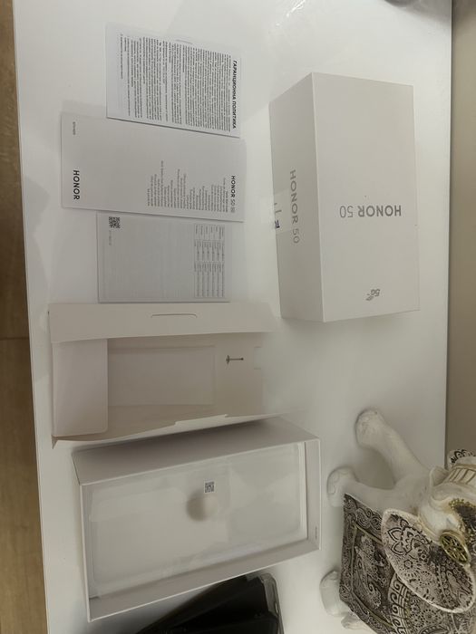 Honor 50 мобилен телефон