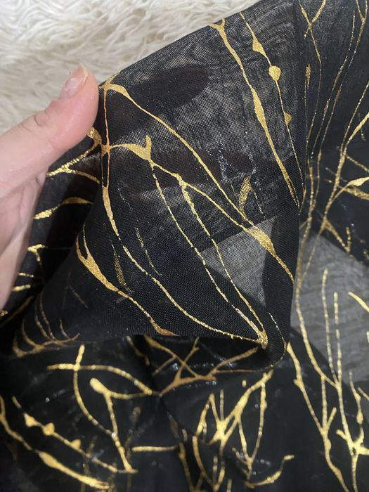 Set 2 perdele noi 130 pe 230 negru cu fir auriu
