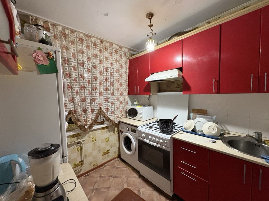 Продам 3-х комнатную в 9 мкр