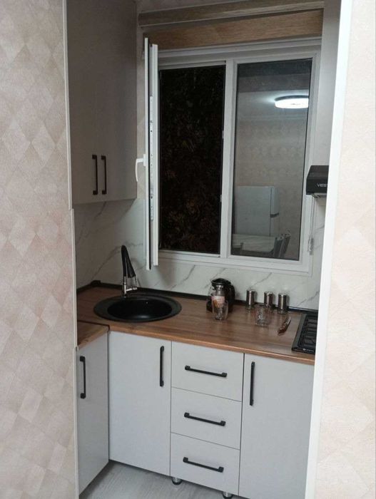 Авиасозлар ул.Дубовая м.Дустлик 1-комн 2/4 35 м² ремонт меб/тех