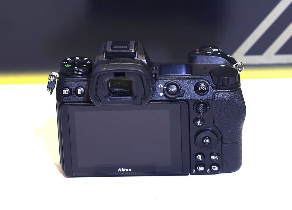 Nikon Z6  Никон Z6