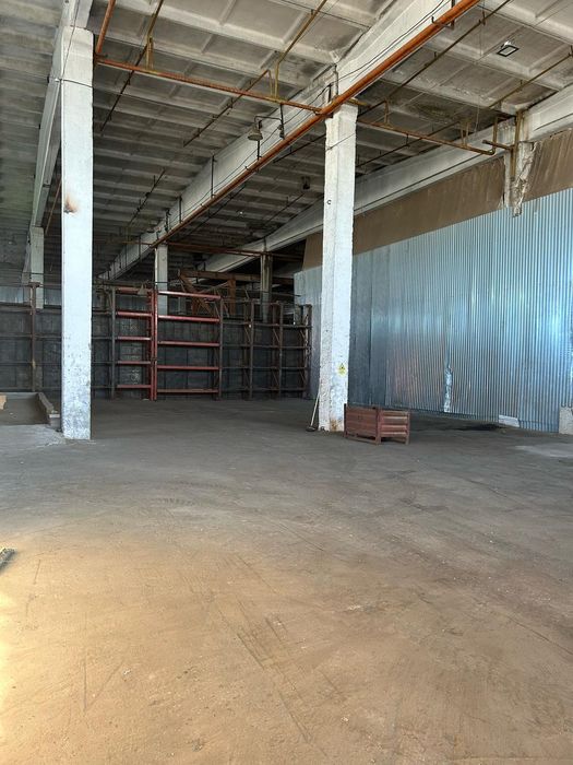 Сдам в аренду,склад 465 квм,не отапливаемый