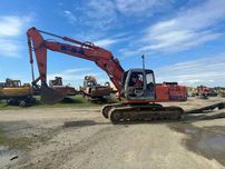 Dezmembrez  excavator senile Fiat Hitachi EX 215