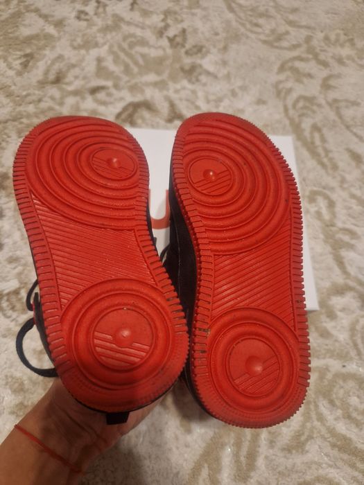 Детски затворени обувки HUGO