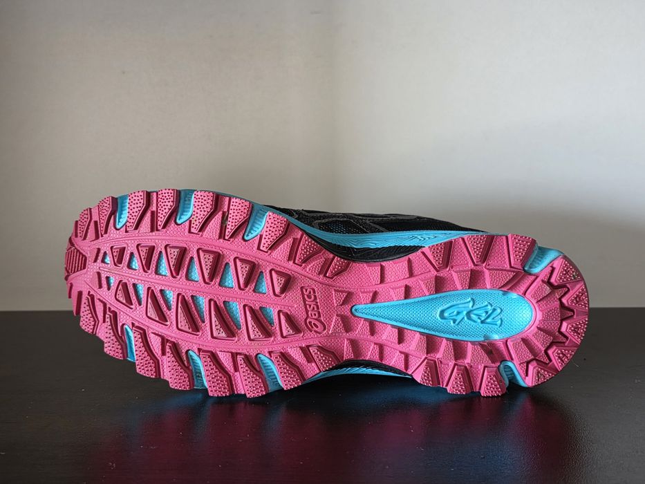 Asics Gel Fuji Attack Gore-Tex 41.5номер 26см Стелка Като Нови