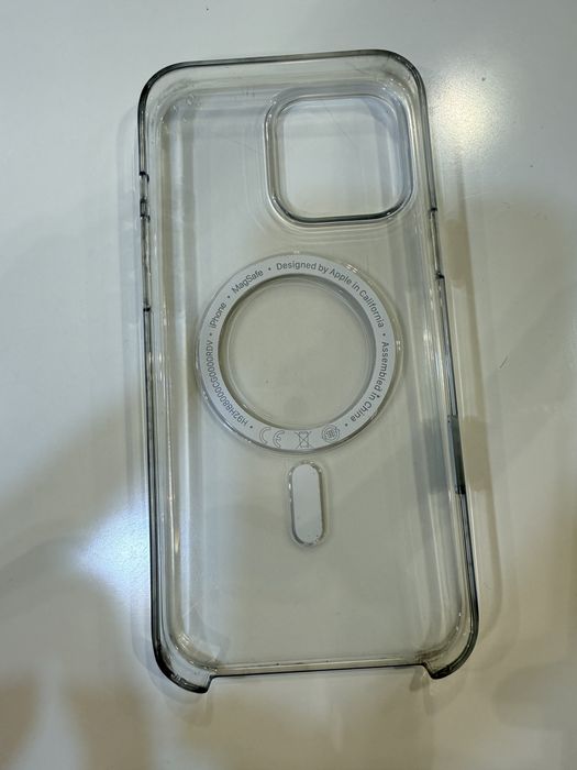 Clear Case with MagSafe pentru iPhone 16 Pro Max
