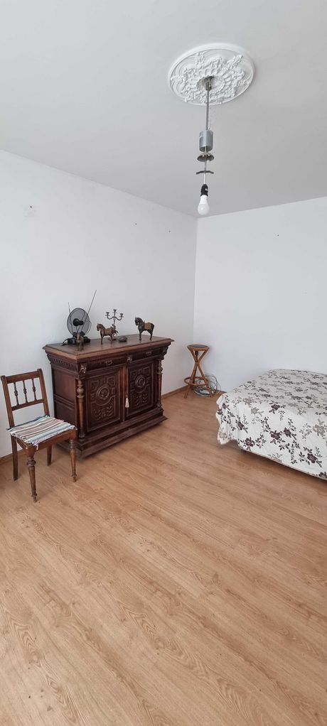 Продава се Двустаен апартамент в Разград, Орел - 60 кв.м за 1105 €/кв.м - Снимка #3