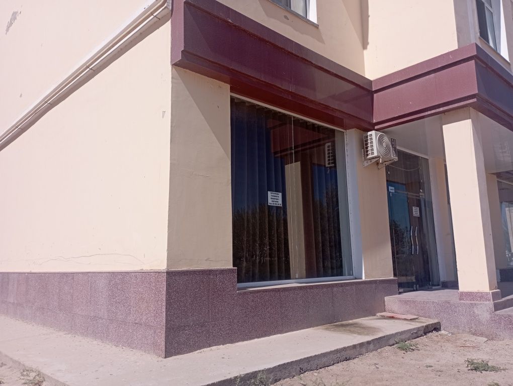 1 xanali dom + magazin satiladi