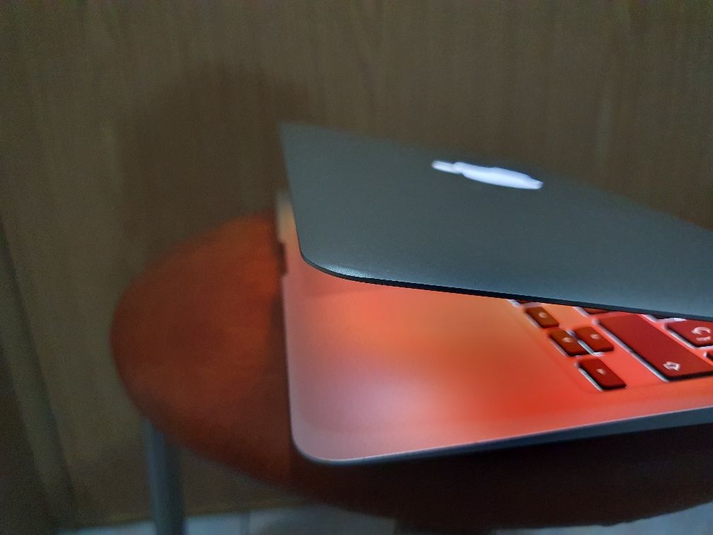 Macbook Air 2015-11 inch