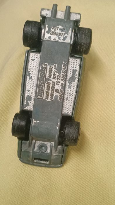 Продават се детски метални играчки