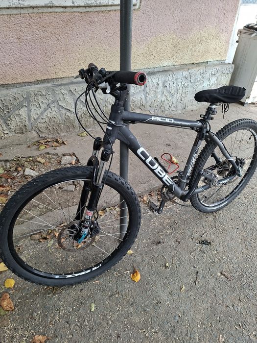Se vând 2 biciclete