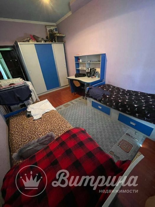 Двухкомнатная квартира, средний ремонт, отличная локация