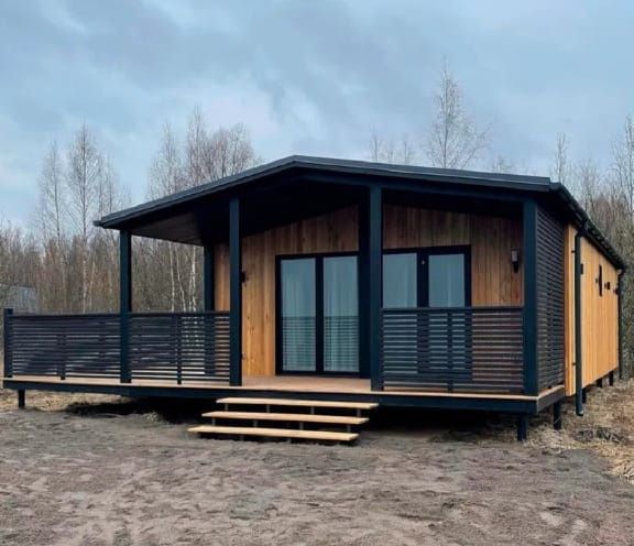 Casa, garaje auto, containere pe structura metalica si panou sandwich