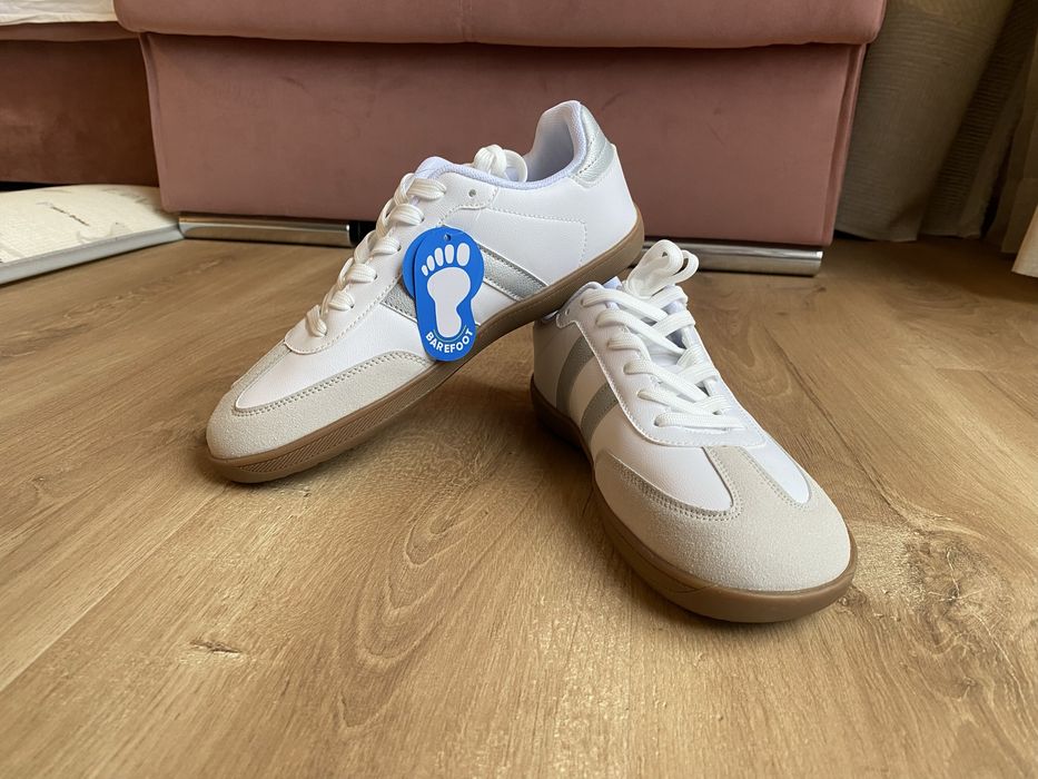 Barefoot маратонки бели