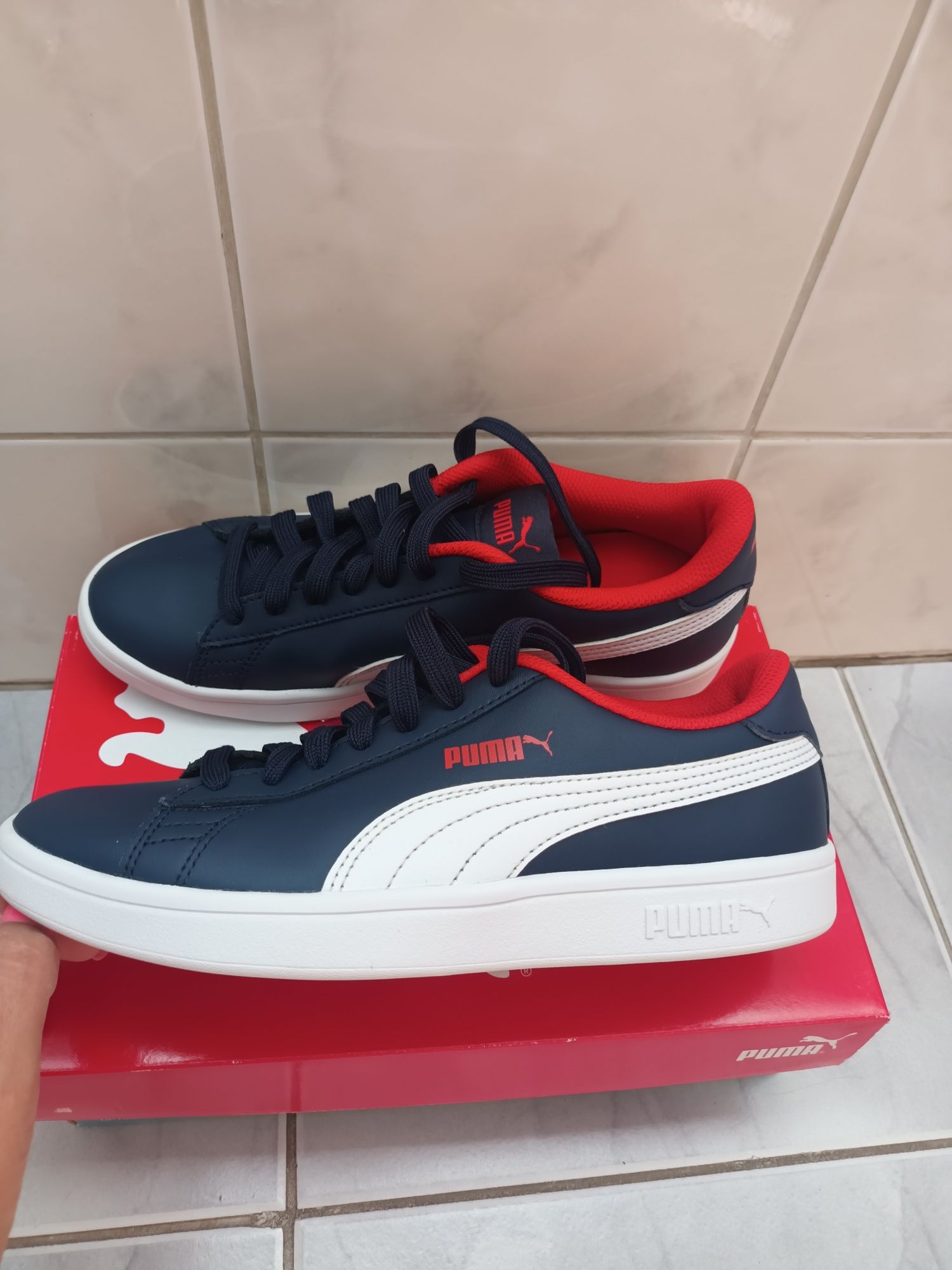 Нови маратонки Puma 37.5 номер сини