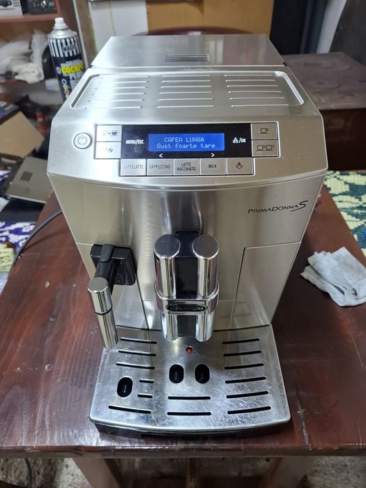 Aparat cafea Delonghi Primadona S
