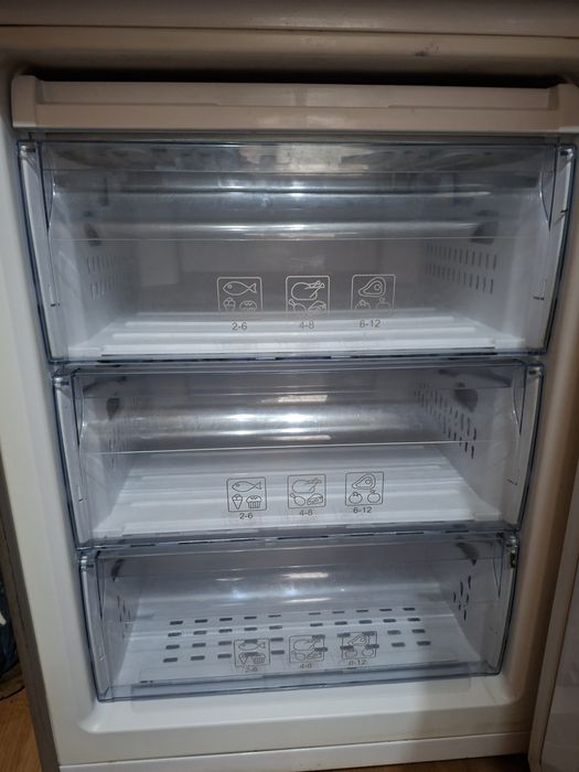 Combina frigorifica Beko