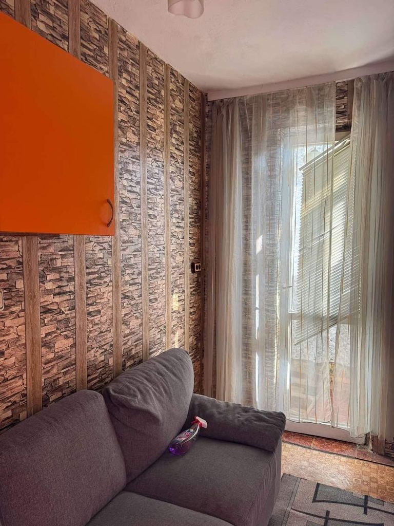 Продава се Двустаен апартамент в Добрич, Добротица - Варненска - 64 кв.м за 678 €/кв.м - Снимка #2