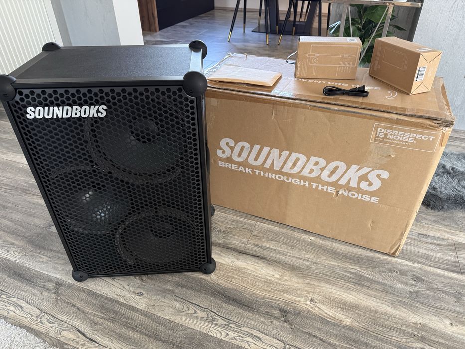 Boxa Soundboks 4 , ca noua la cutie cu toate accesoriile !