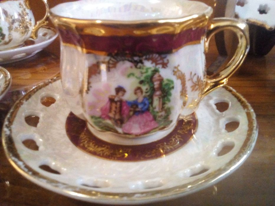 Serviciu / set de cesti de ceai / cafea din portelan sidefat victorian