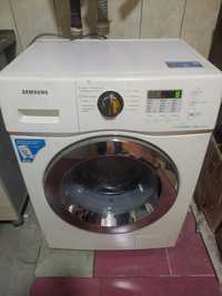 Продам стиральную машинку автомат Самсунг 6кг
