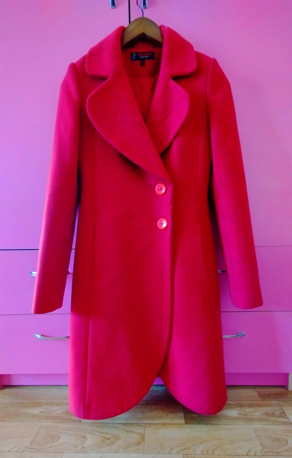 Турецкое красное пальто