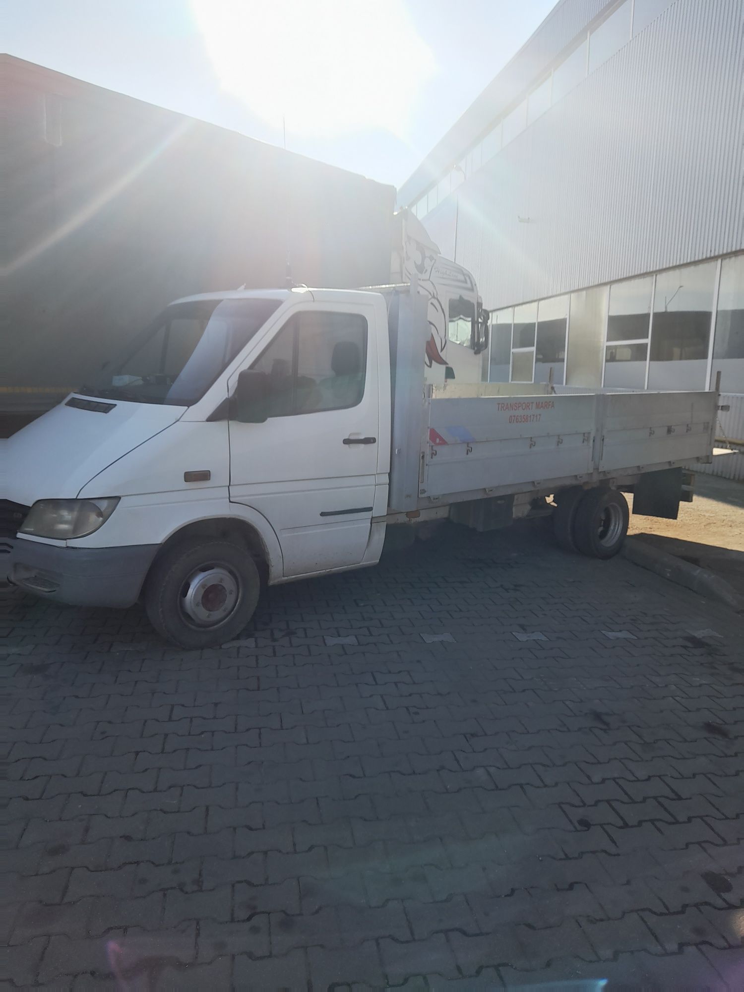 Vând Mercedes Camioneta 3.5