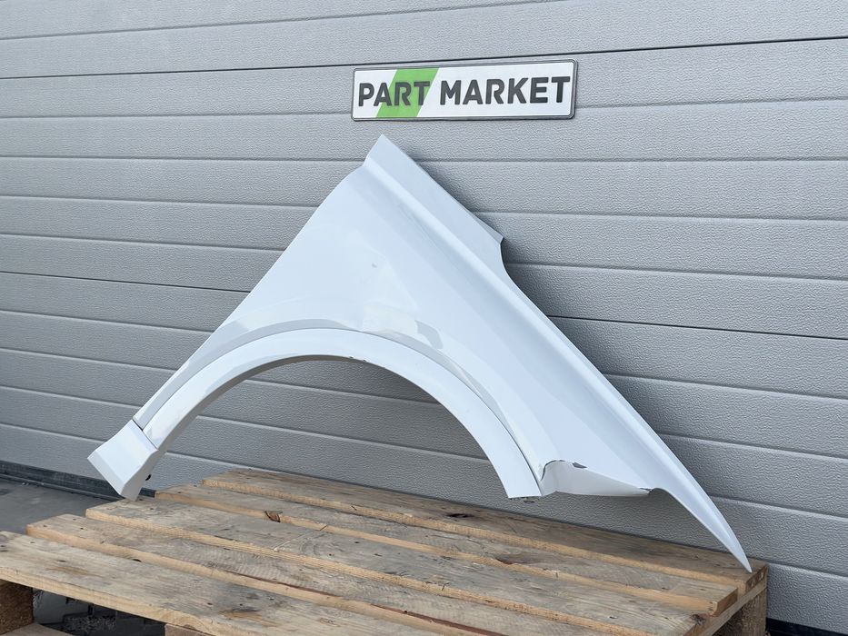 Десен калник AUDI Q4 E - TRON