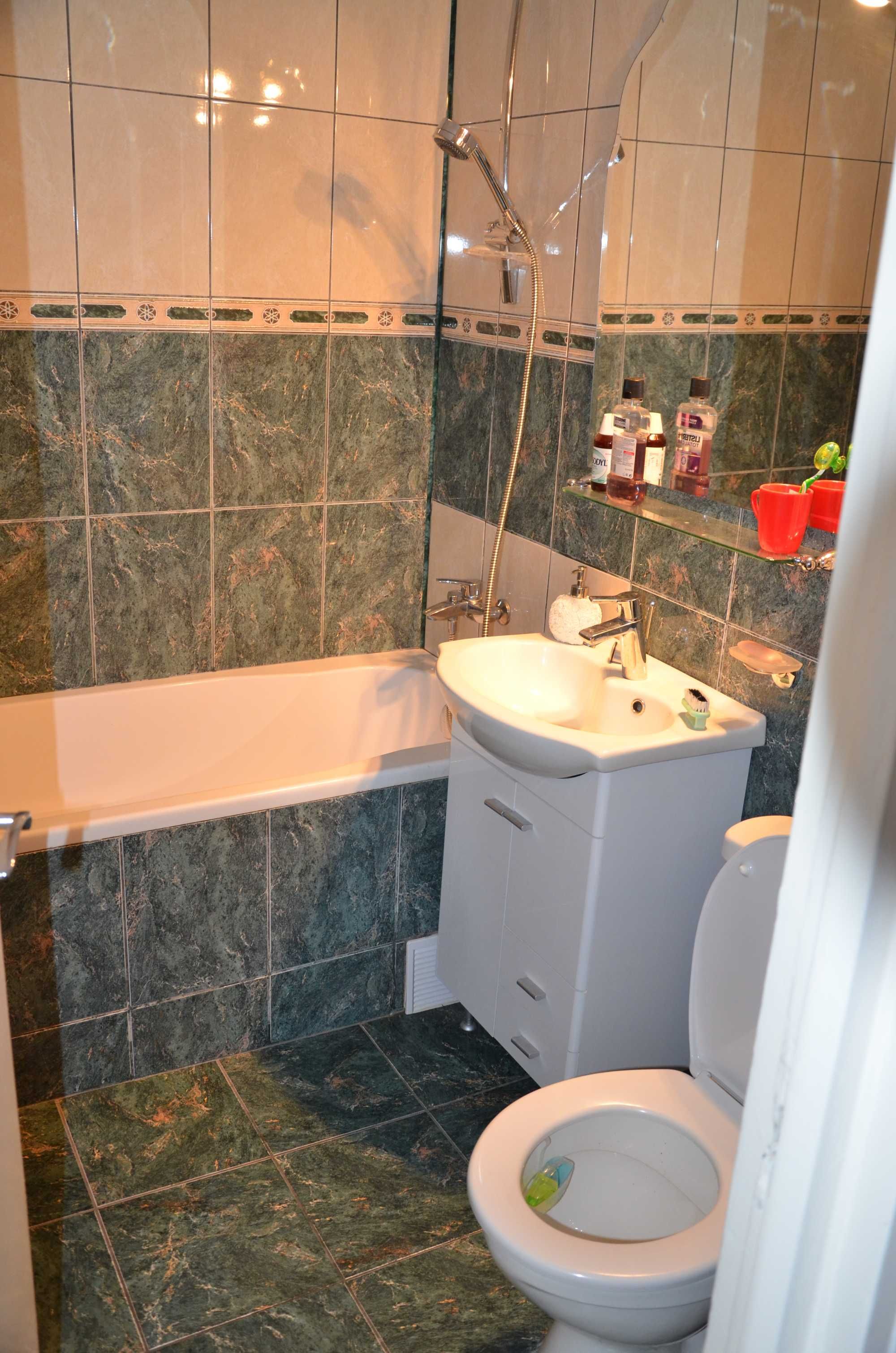 Inchiriez apartament 3 camere Piata Abator