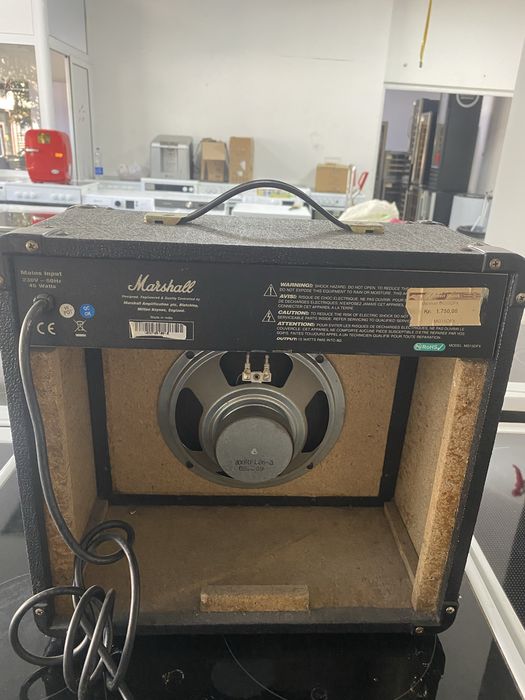 Усилвател MARSHALL